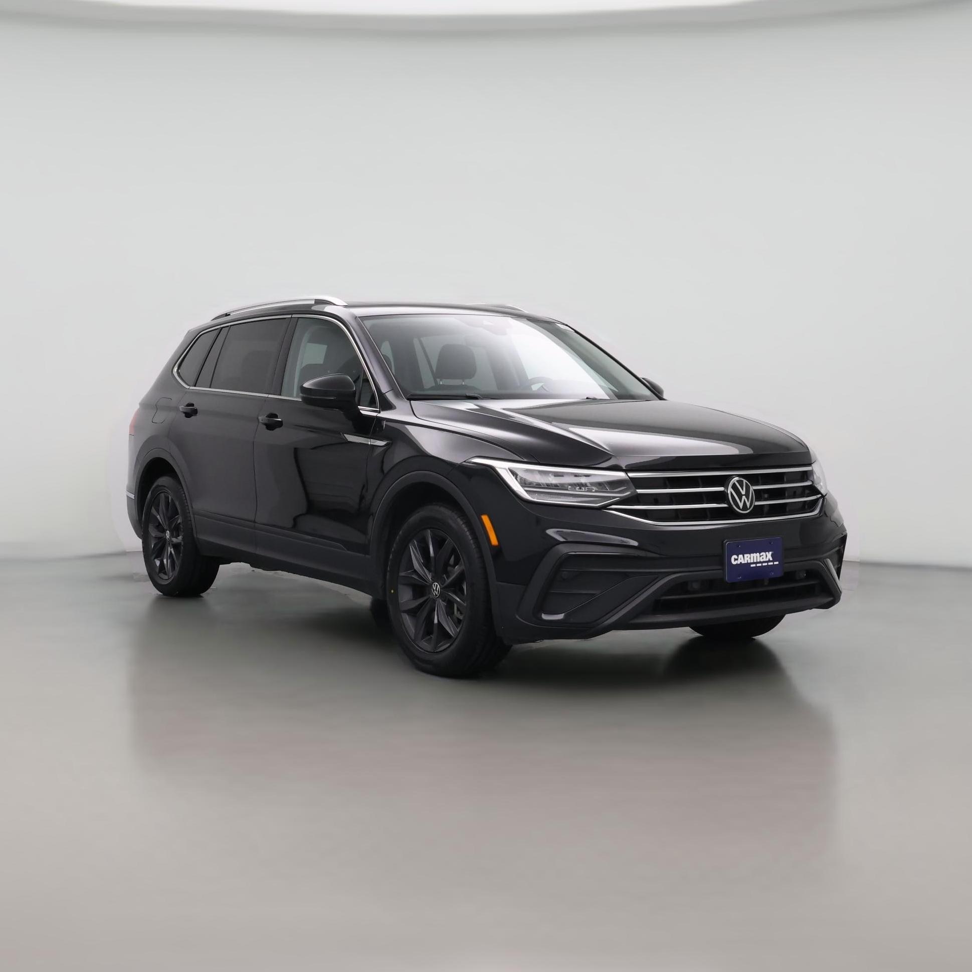Thumbnail: 2022 Volkswagen Tiguan - 1