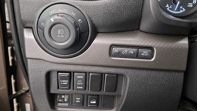 2021 Nissan Titan PRO-4X 13