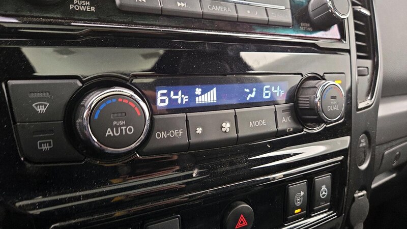 2021 Nissan Titan PRO-4X 17