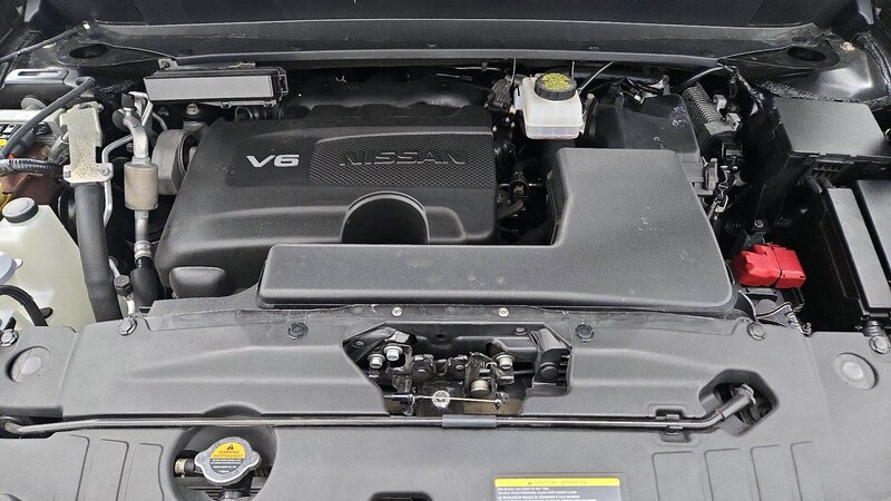 2020 Nissan Pathfinder SV 23
