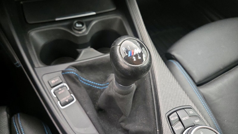 2016 BMW M2  18