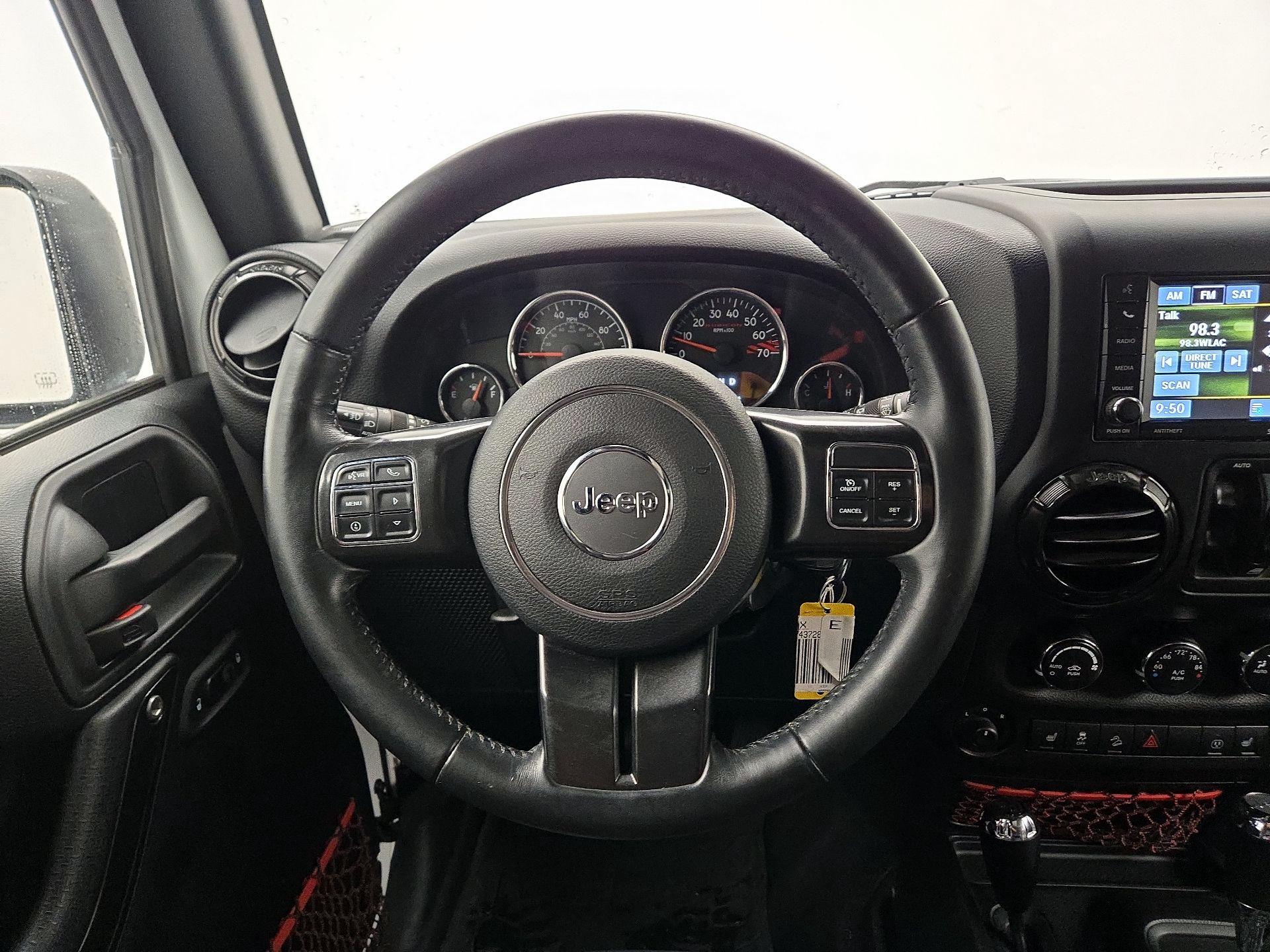 Thumbnail: 2017 Jeep Wrangler - 10