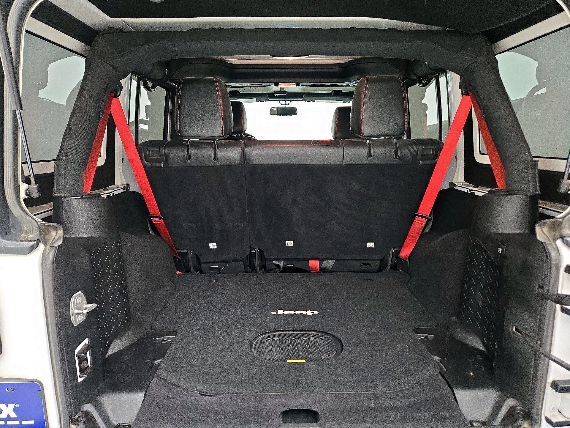 Thumbnail: 2017 Jeep Wrangler - 18