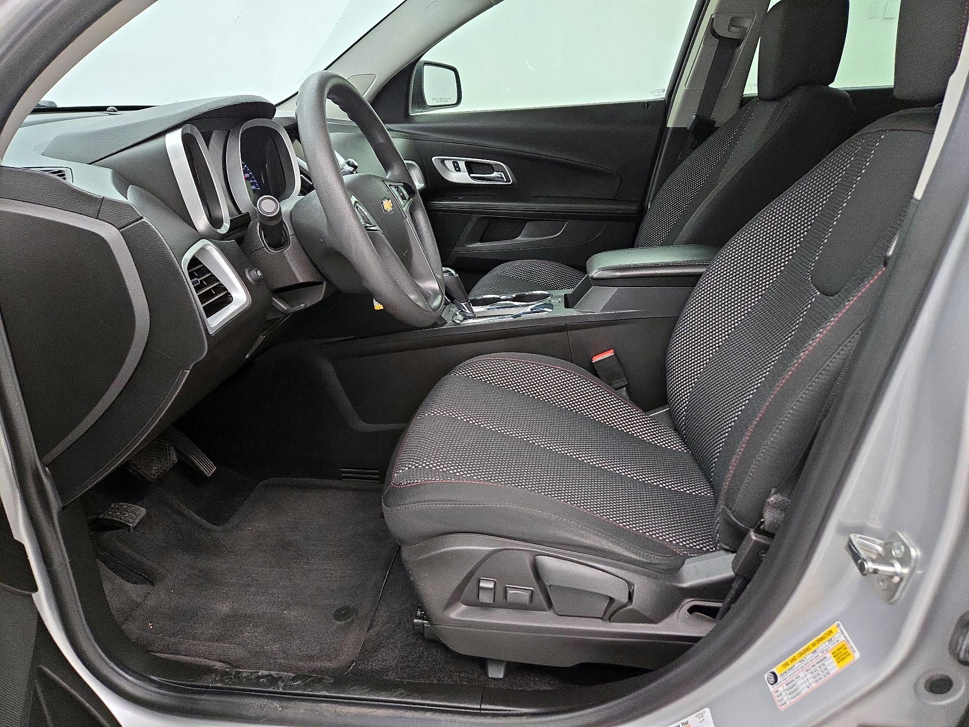 Thumbnail: 2016 Chevrolet Equinox - 11