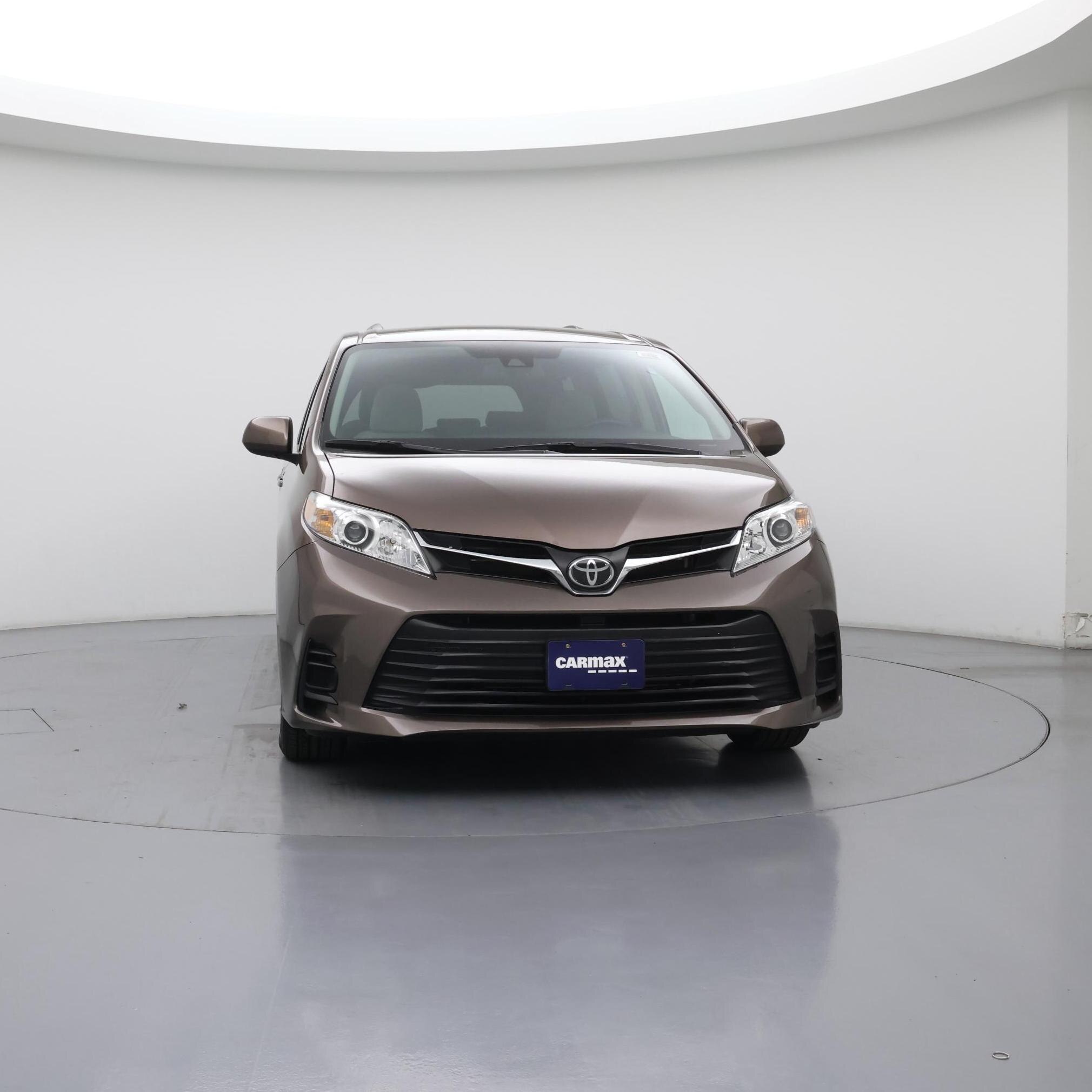 Thumbnail: 2020 Toyota Sienna - 5