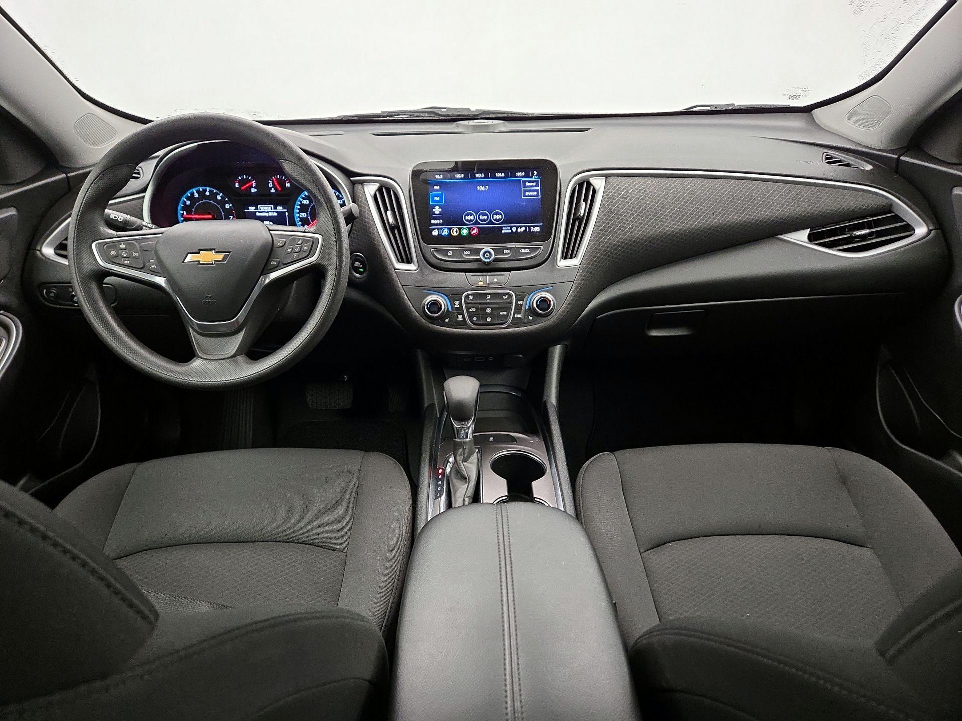Thumbnail: 2023 Chevrolet Malibu - 9