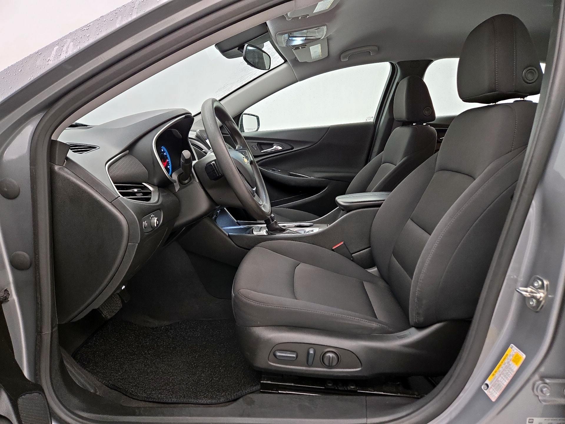 Thumbnail: 2023 Chevrolet Malibu - 11