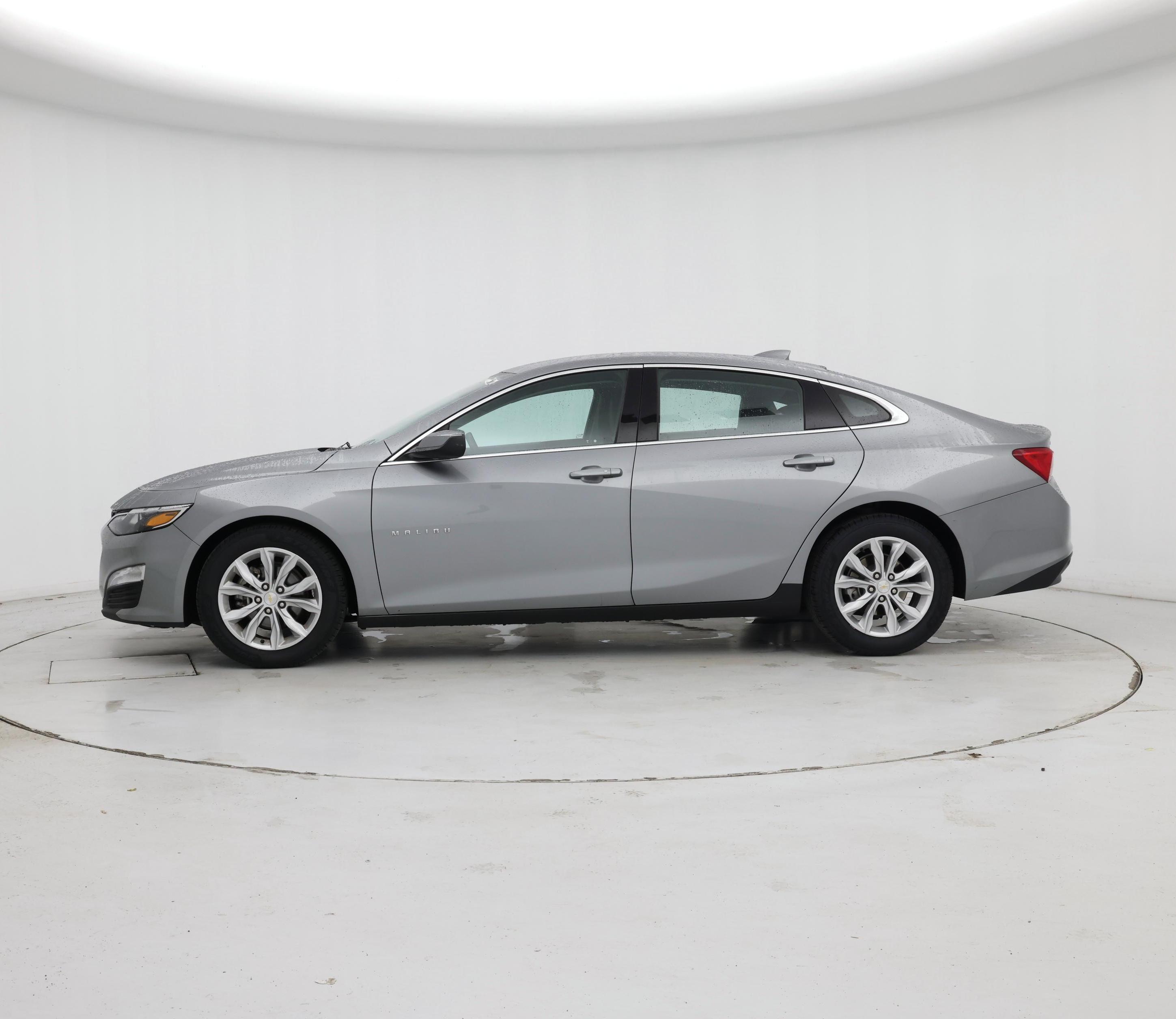 Thumbnail: 2023 Chevrolet Malibu - 3
