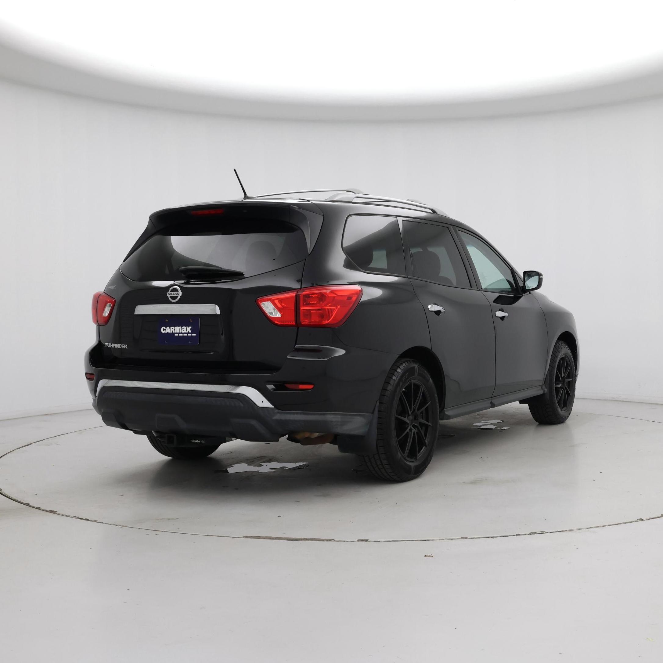 Thumbnail: 2018 Nissan Pathfinder - 8