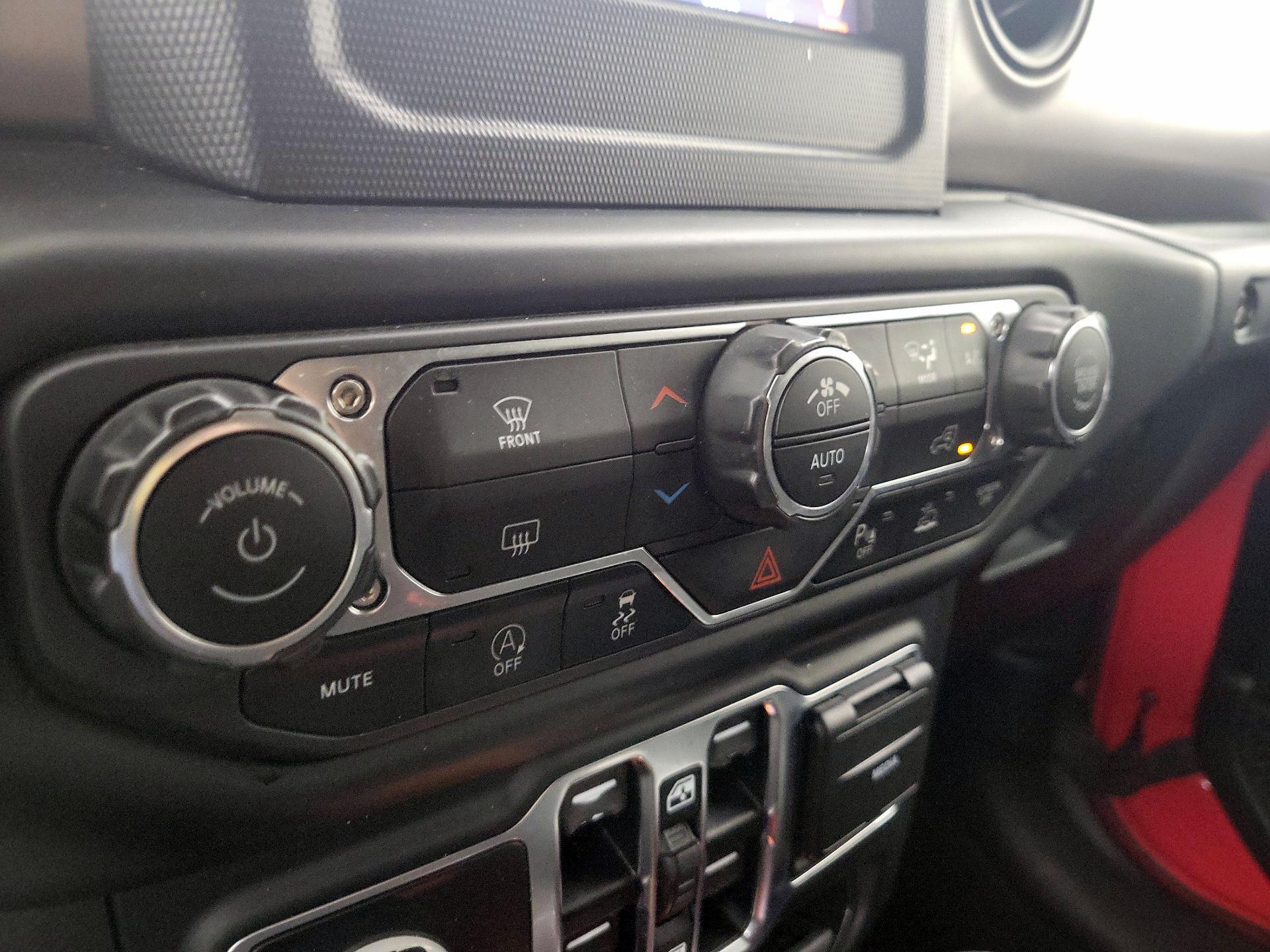 Thumbnail: 2021 Jeep Wrangler - 16
