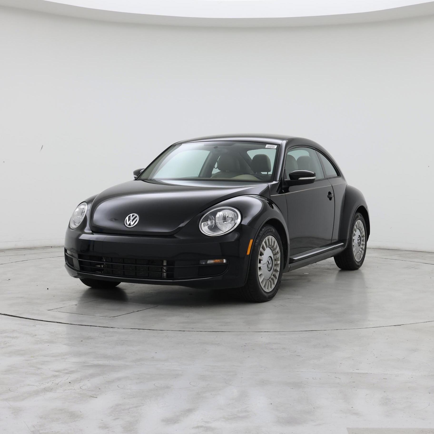 Thumbnail: 2015 Volkswagen Beetle - 4
