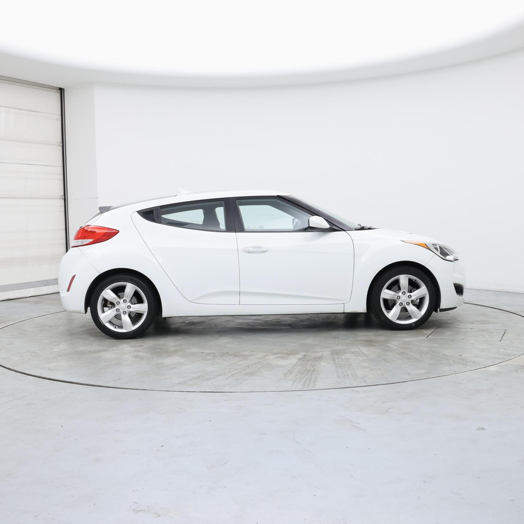 Thumbnail: 2015 Hyundai Veloster - 7