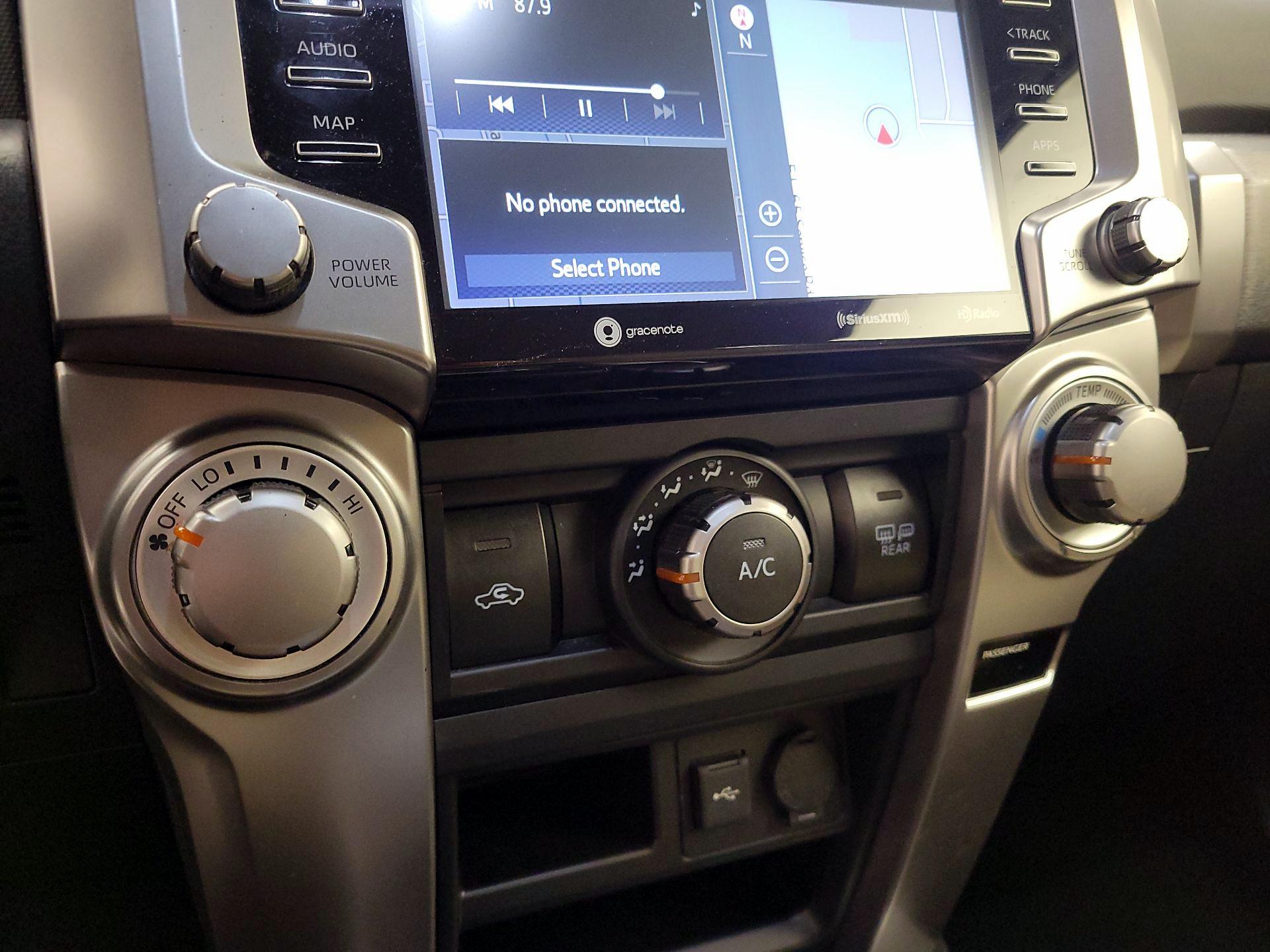 Thumbnail: 2021 Toyota 4Runner - 14