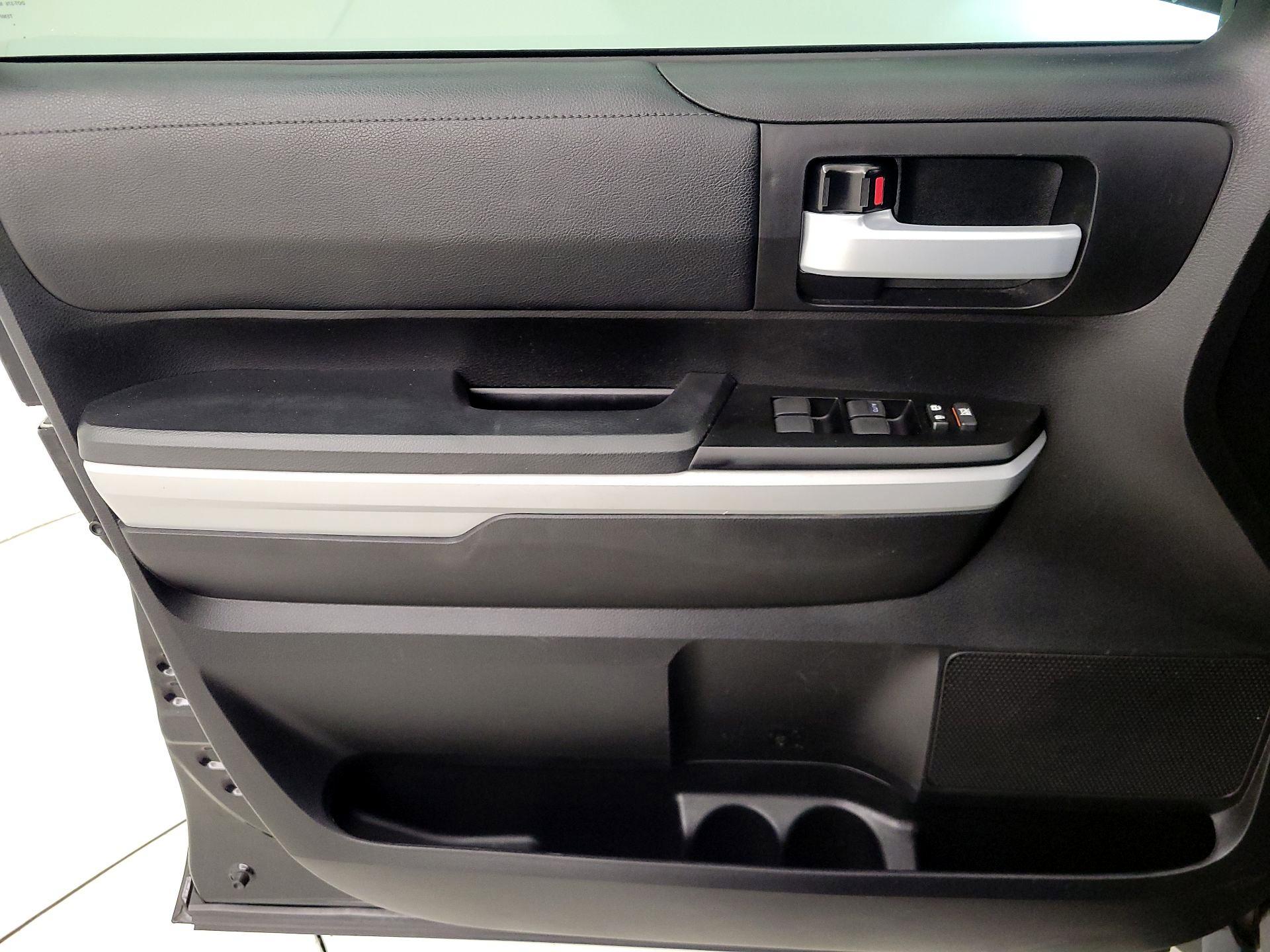 Thumbnail: 2021 Toyota Tundra - 12