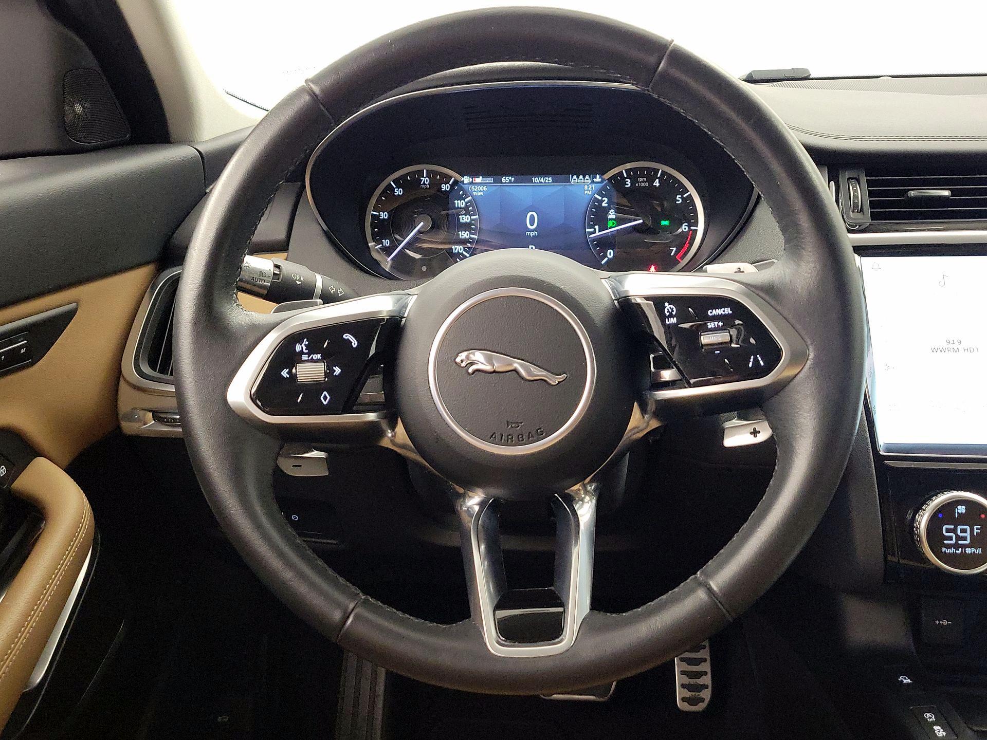 Thumbnail: 2022 Jaguar E-Pace - 10