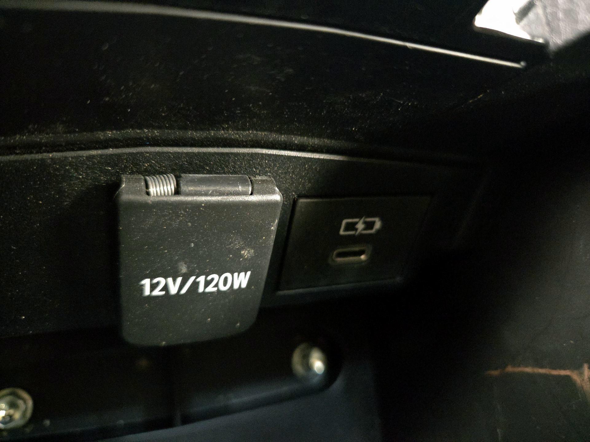 Thumbnail: 2022 Toyota Corolla - 18