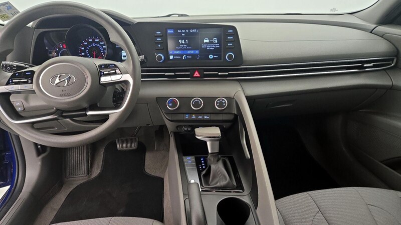 2021 Hyundai Elantra SE 9