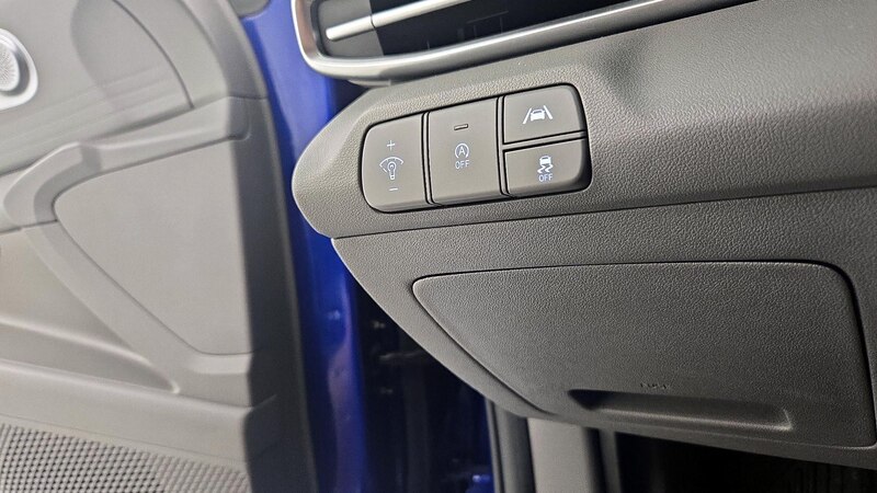 2021 Hyundai Elantra SE 13