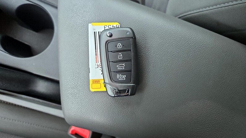 2021 Hyundai Elantra SE 22