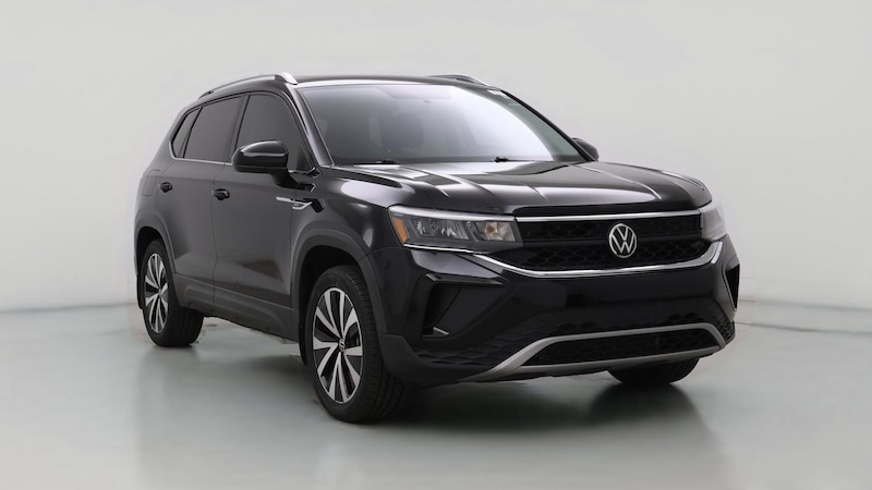 2022 Volkswagen Taos SE Hero Image