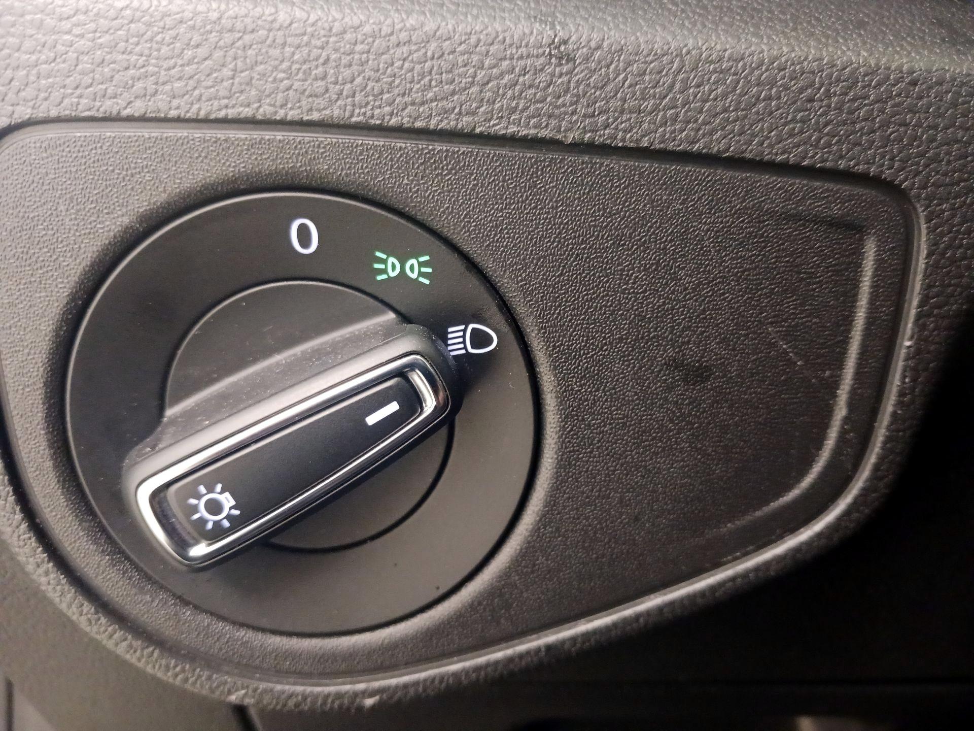 Thumbnail: 2018 Volkswagen Atlas - 13