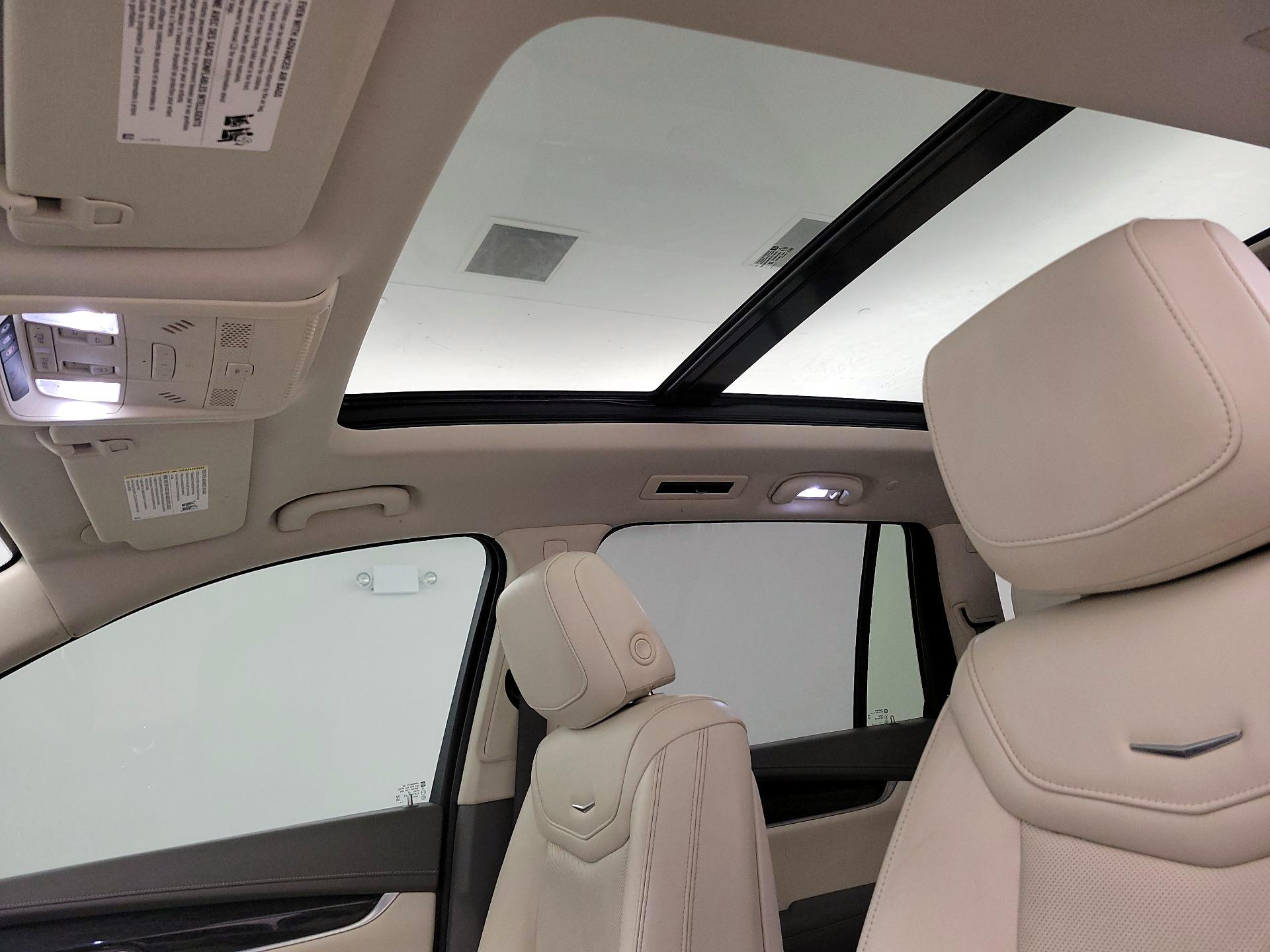Thumbnail: 2020 Cadillac XT6 - 20