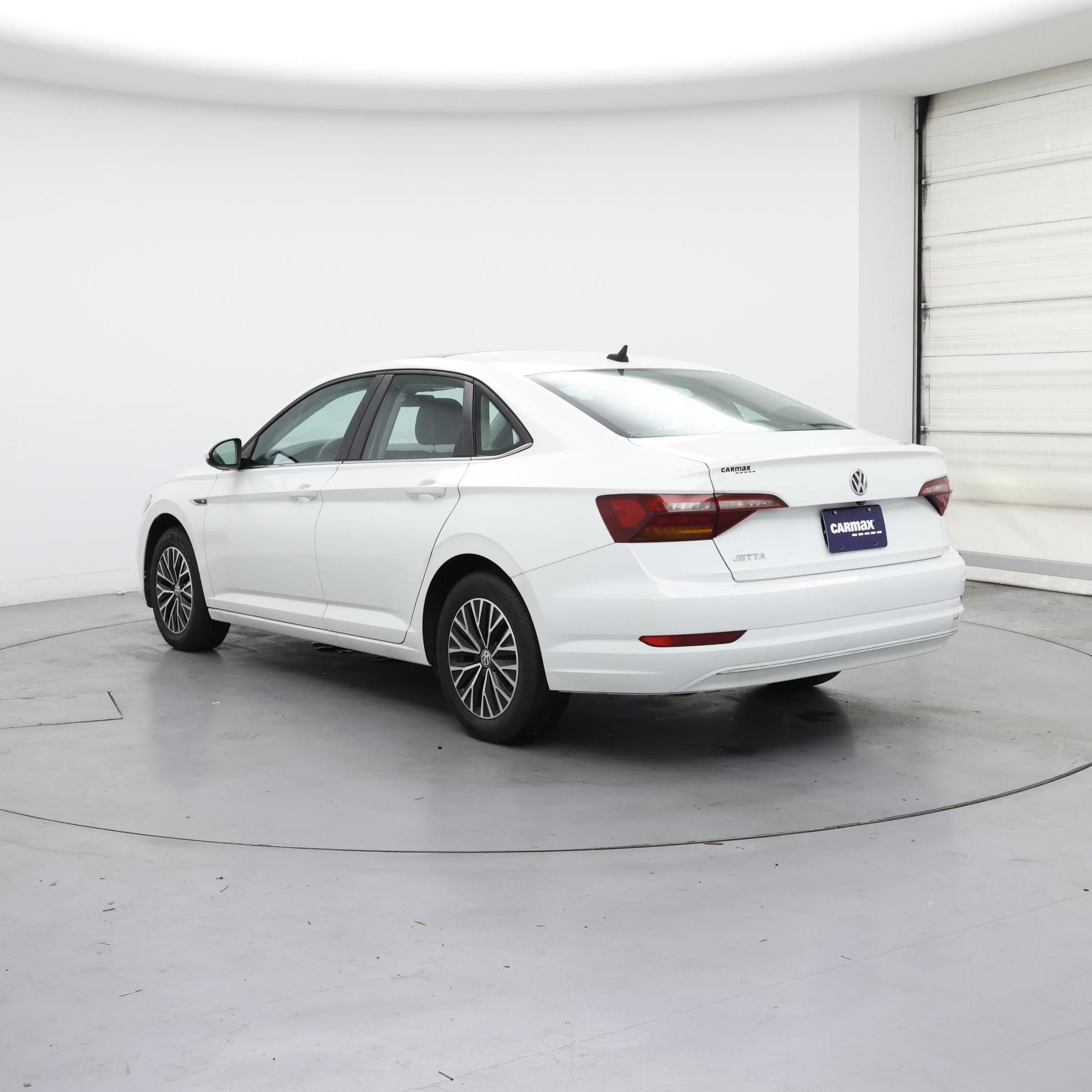Thumbnail: 2019 Volkswagen Jetta - 2