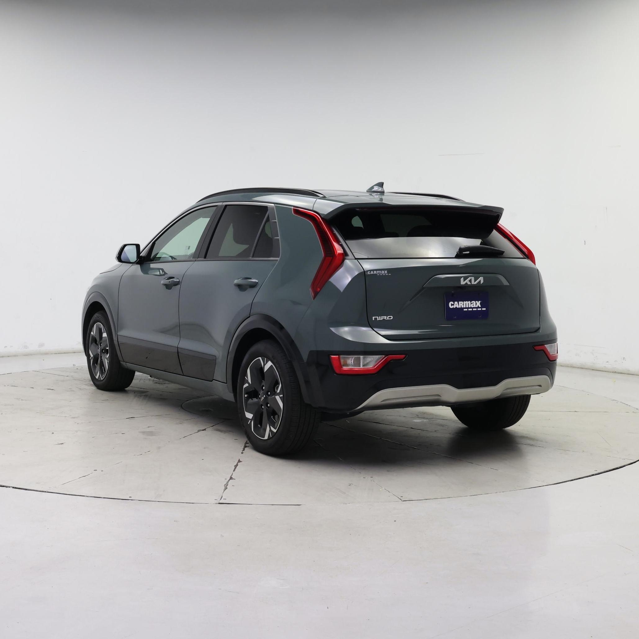 Thumbnail: 2023 Kia Niro - 2