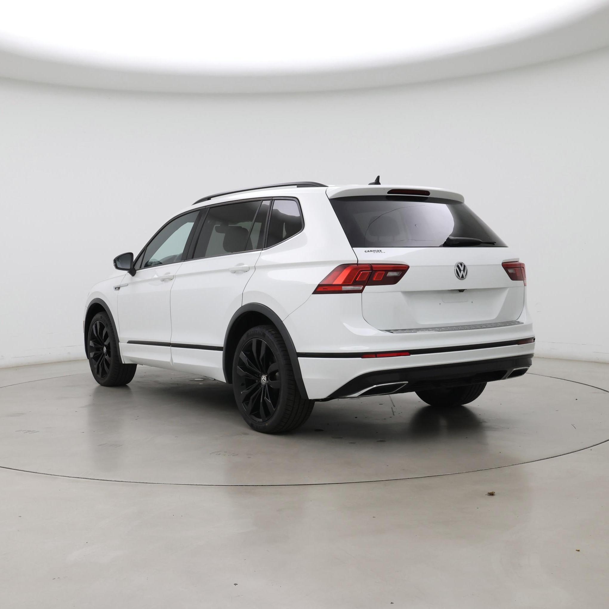 Thumbnail: 2021 Volkswagen Tiguan - 2
