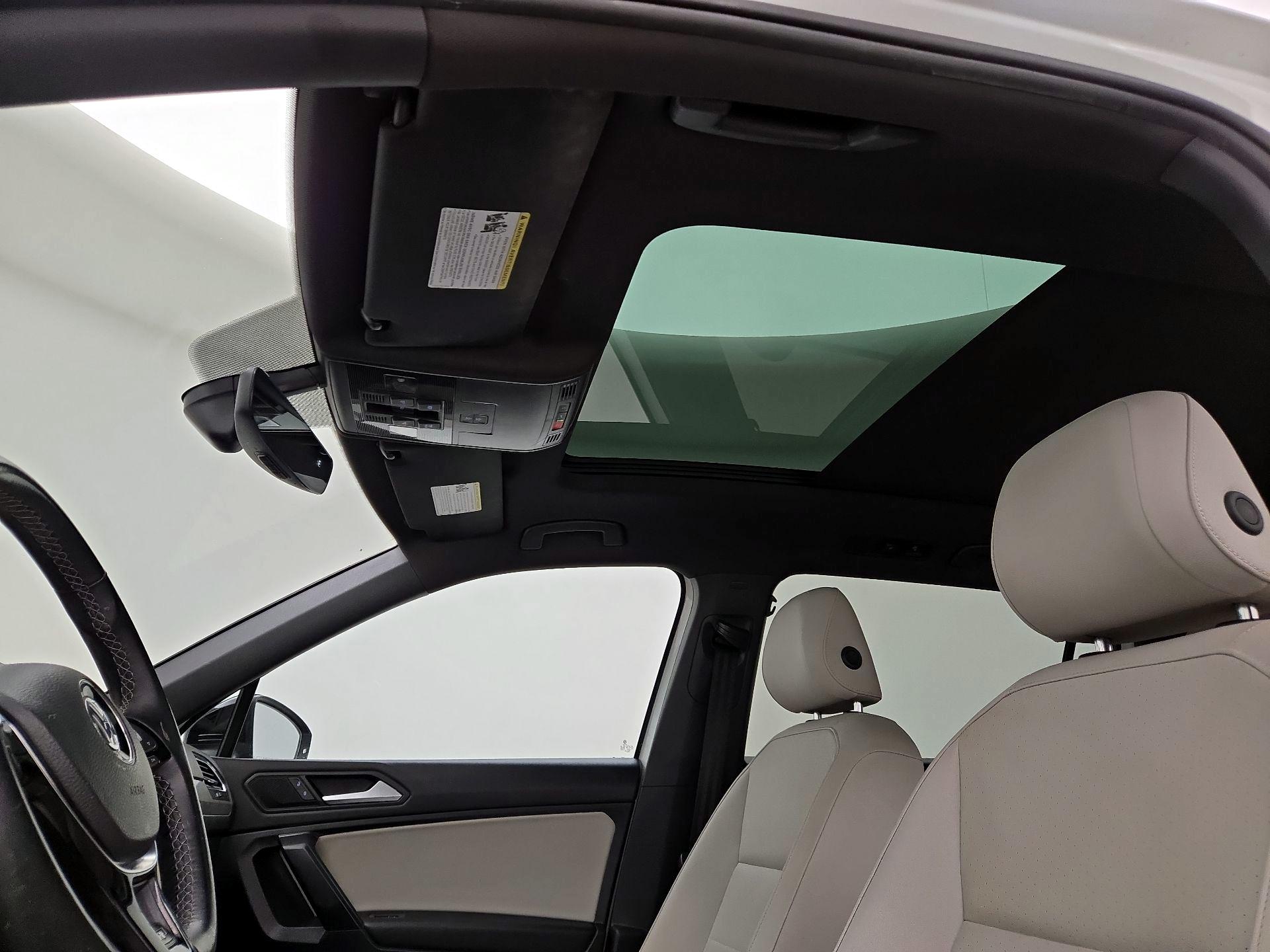 Thumbnail: 2021 Volkswagen Tiguan - 19