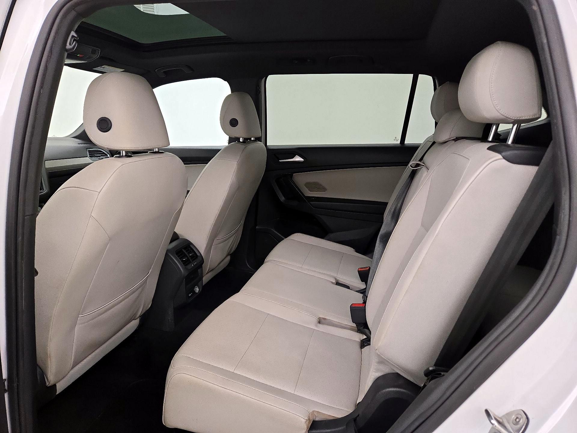 Thumbnail: 2021 Volkswagen Tiguan - 20