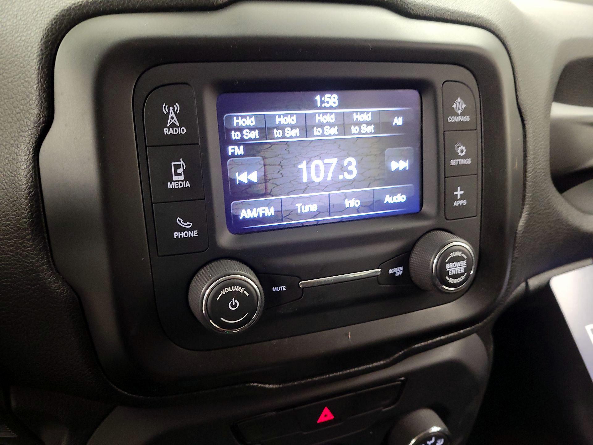 Thumbnail: 2019 Jeep Renegade - 14
