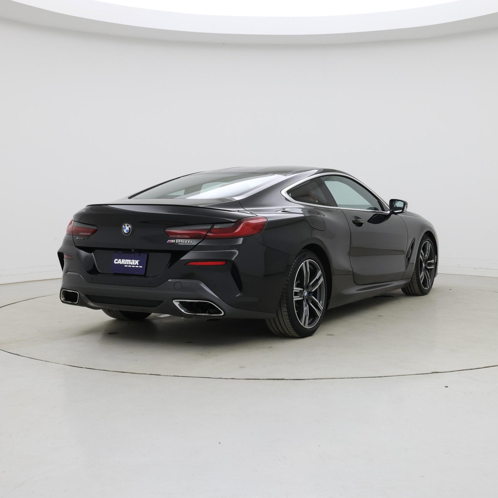 Thumbnail: 2019 BMW 8 Series - 8