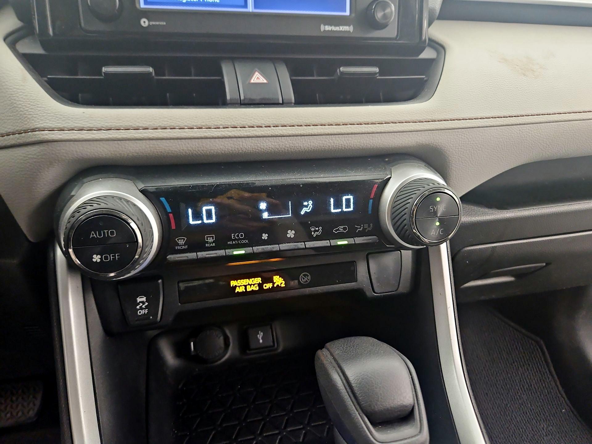 Thumbnail: 2021 Toyota RAV4 - 14