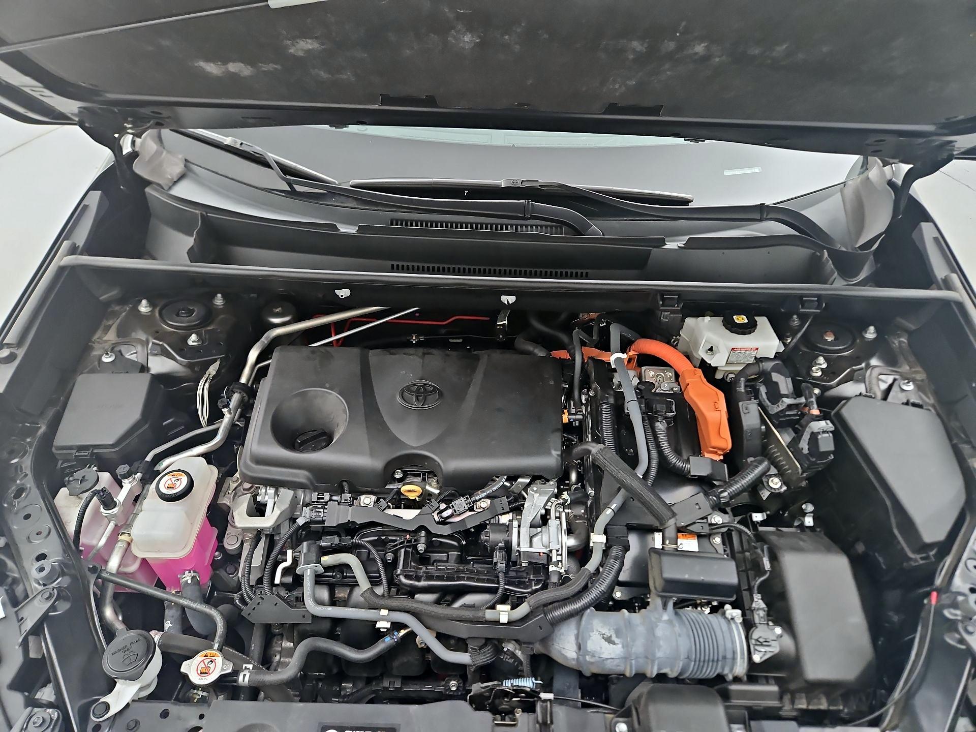 Thumbnail: 2021 Toyota RAV4 - 19