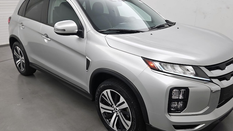 2023 Mitsubishi Outlander Sport SE Hero Image