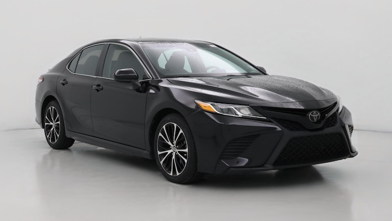 2020 Toyota Camry SE Hero Image