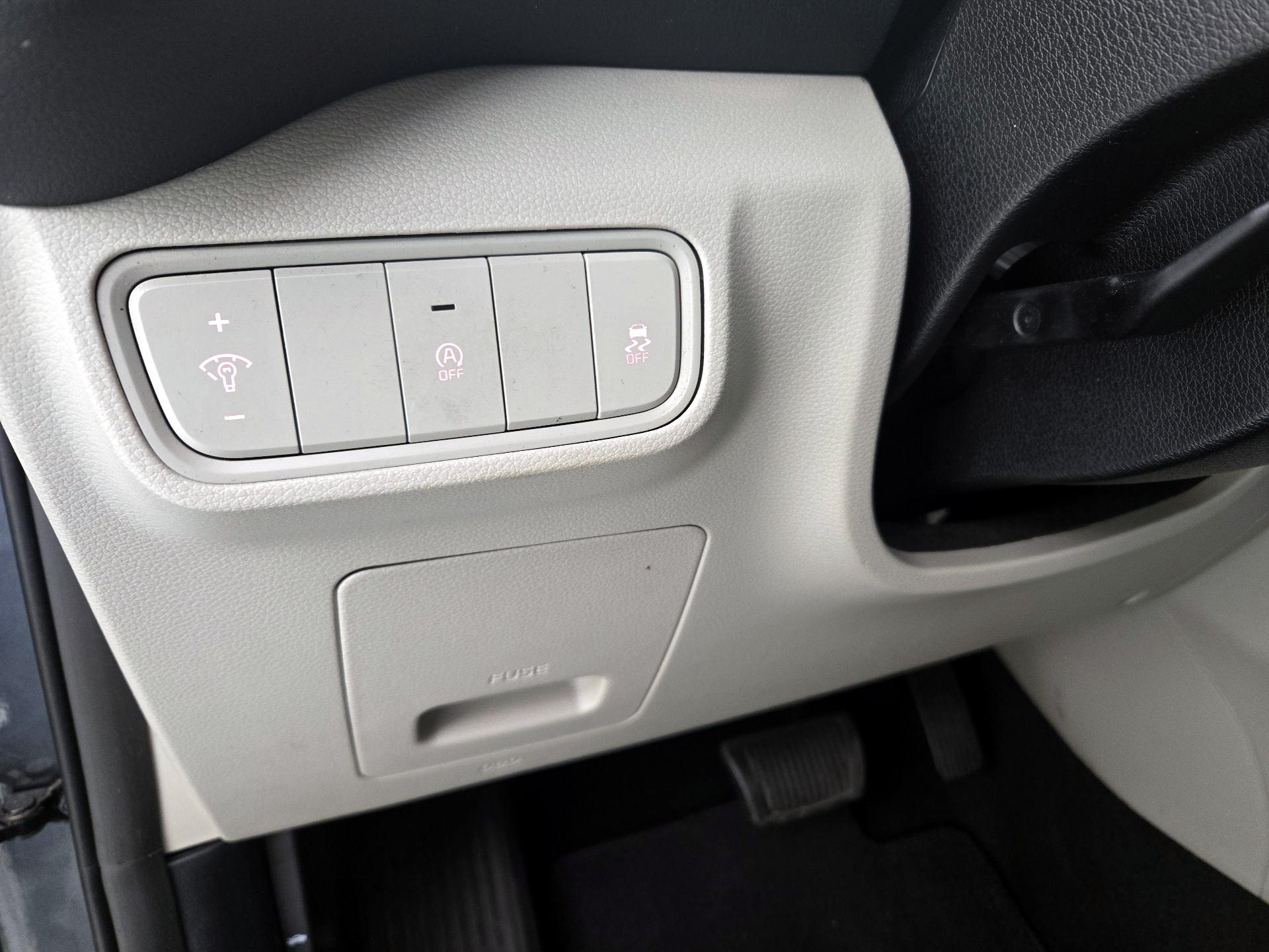Thumbnail: 2021 Kia Soul - 13