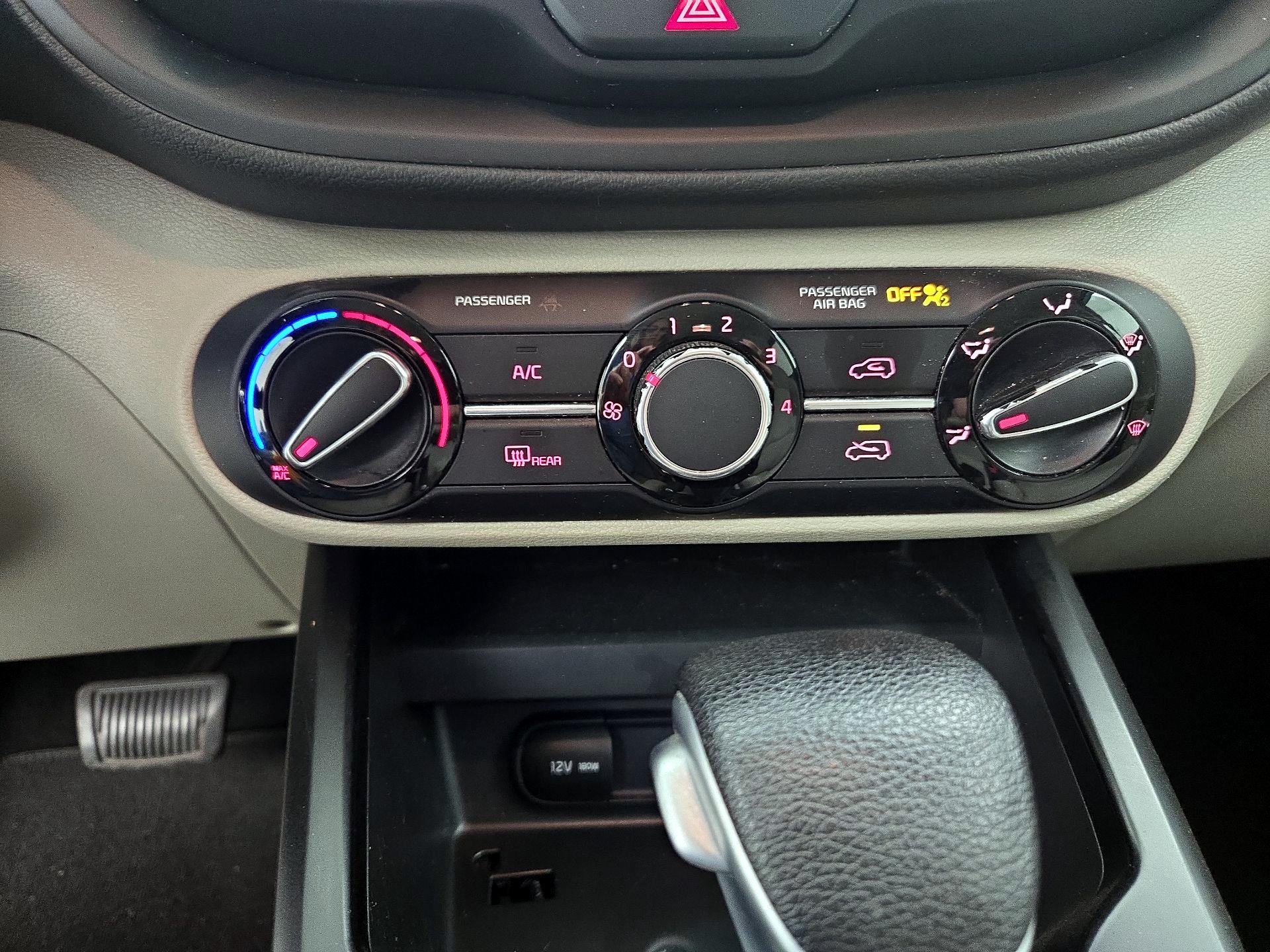 Thumbnail: 2021 Kia Soul - 16