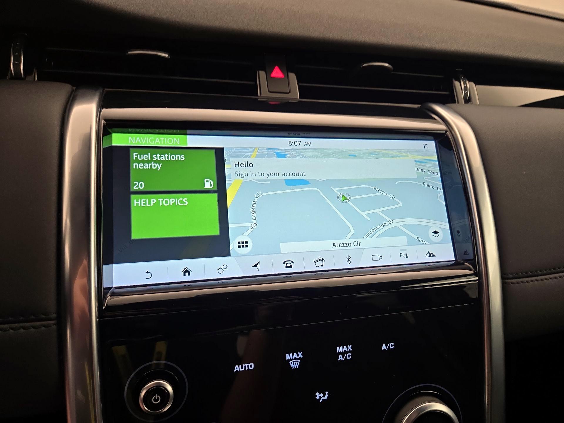 Thumbnail: 2020 Land Rover Discovery Sport - 13