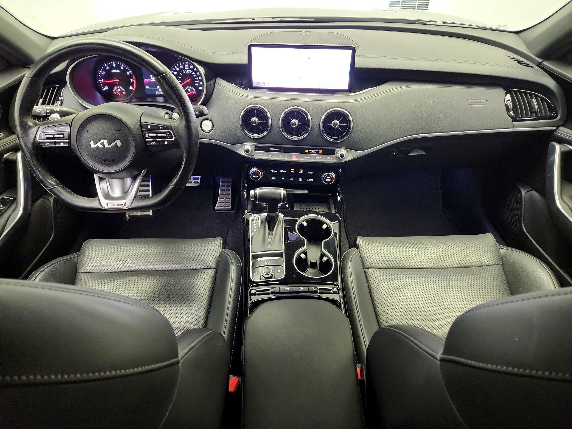 Thumbnail: 2022 Kia Stinger - 9