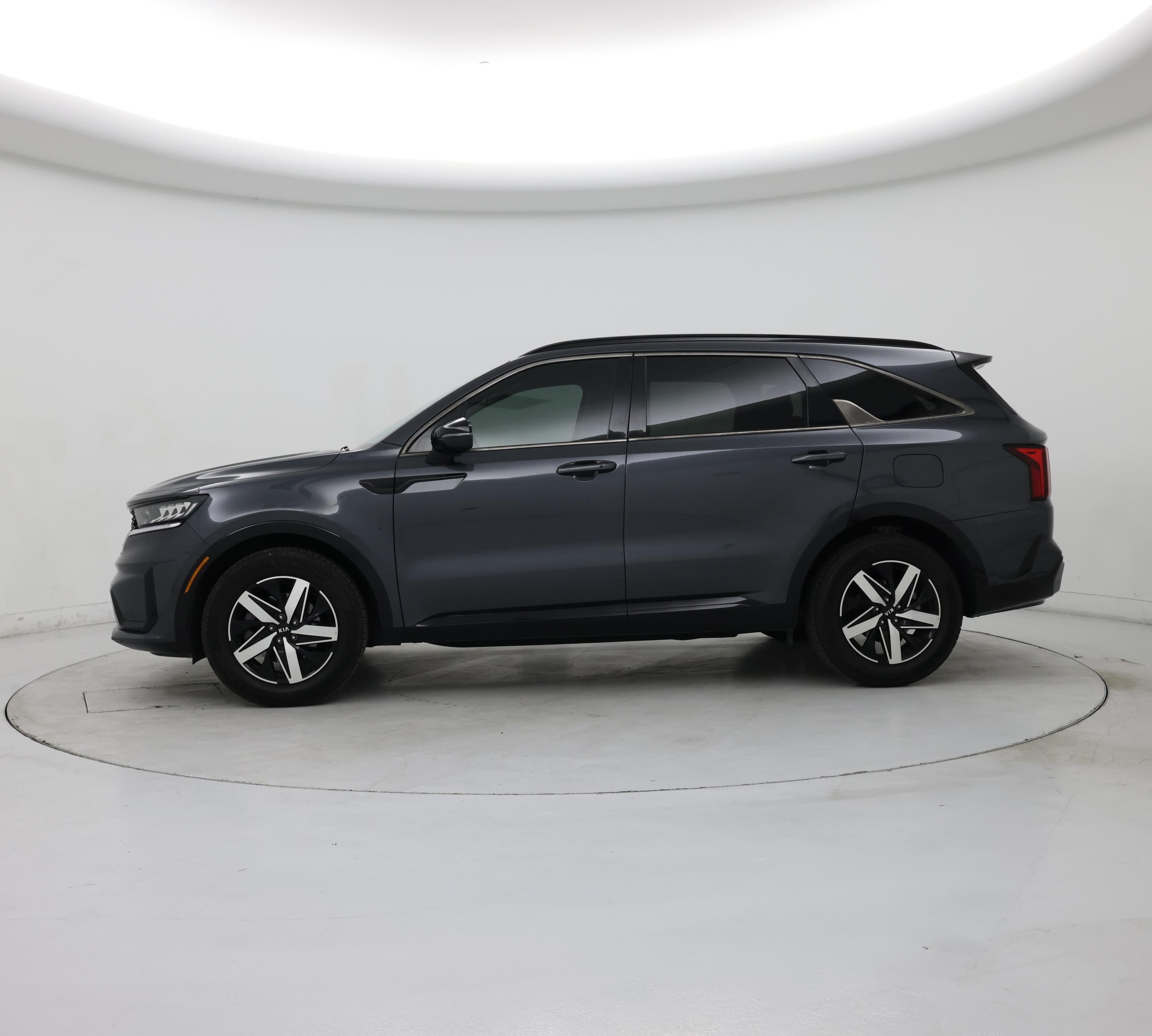 Thumbnail: 2021 Kia Sorento - 3