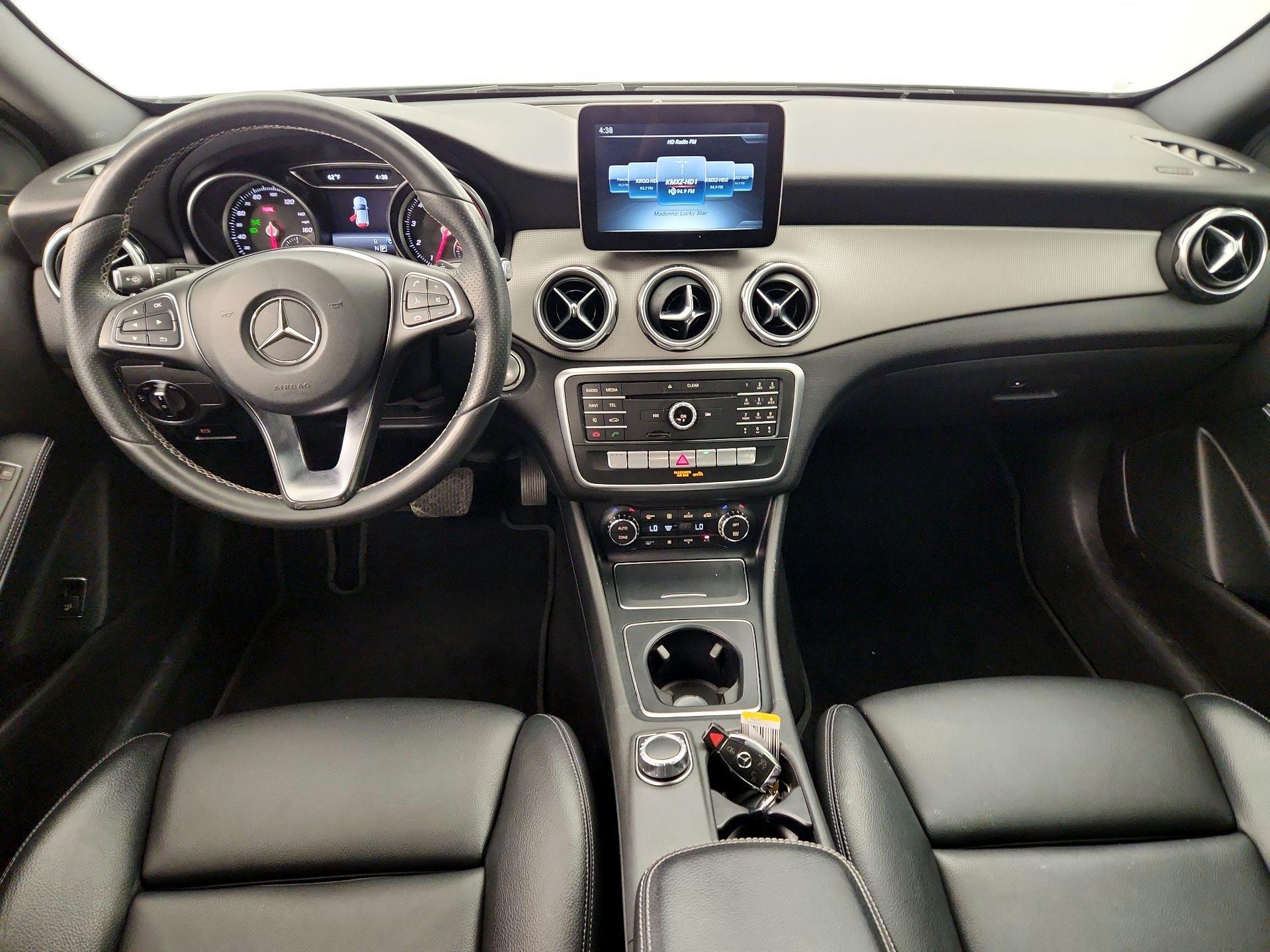 Thumbnail: 2018 Mercedes-Benz GLA - 9
