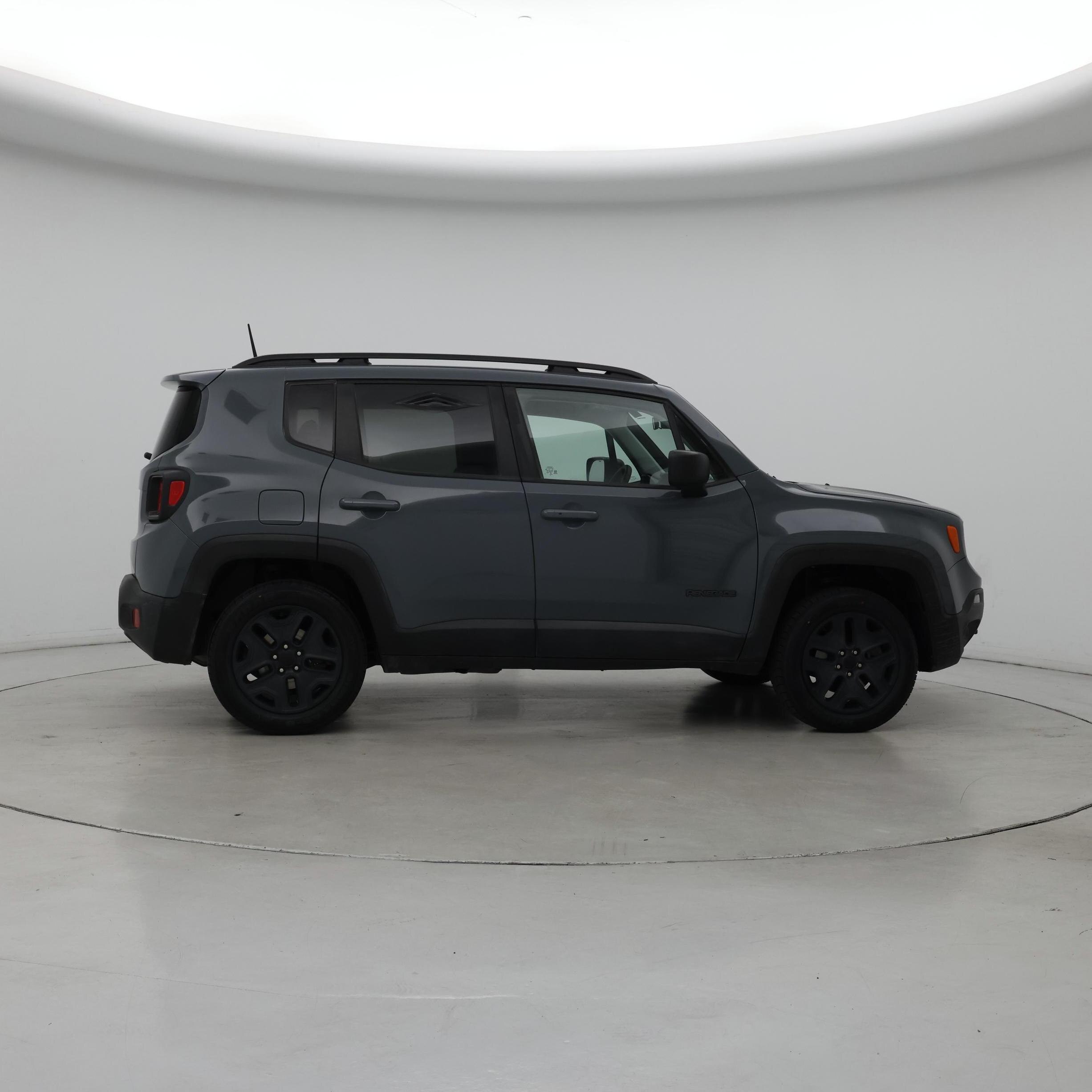Thumbnail: 2018 Jeep Renegade - 7
