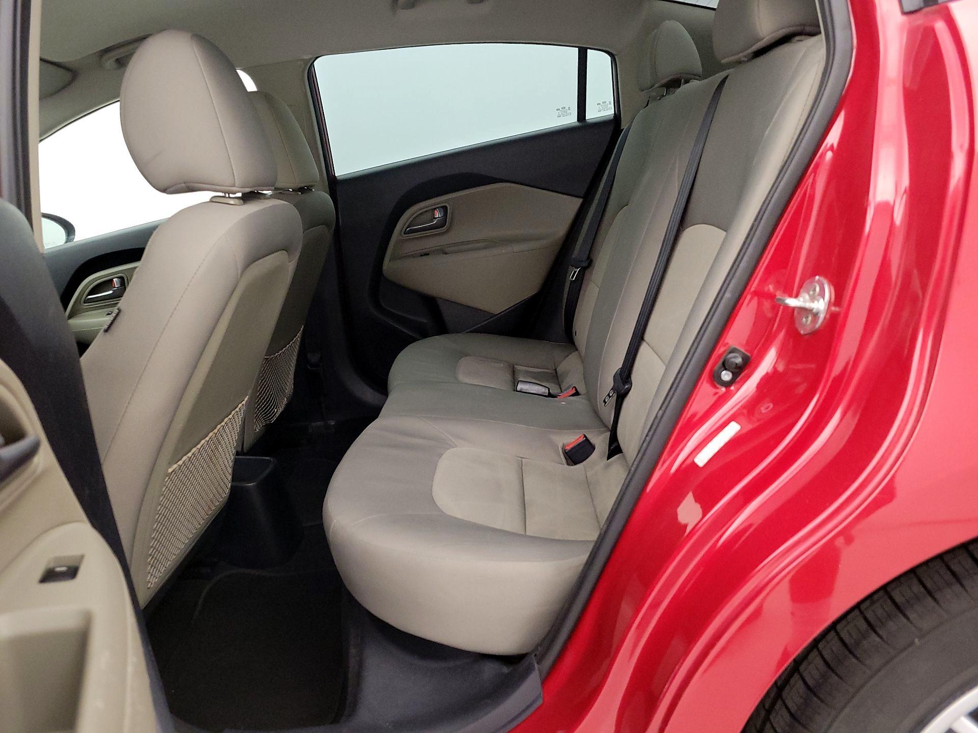 Thumbnail: 2015 Kia Rio - 18