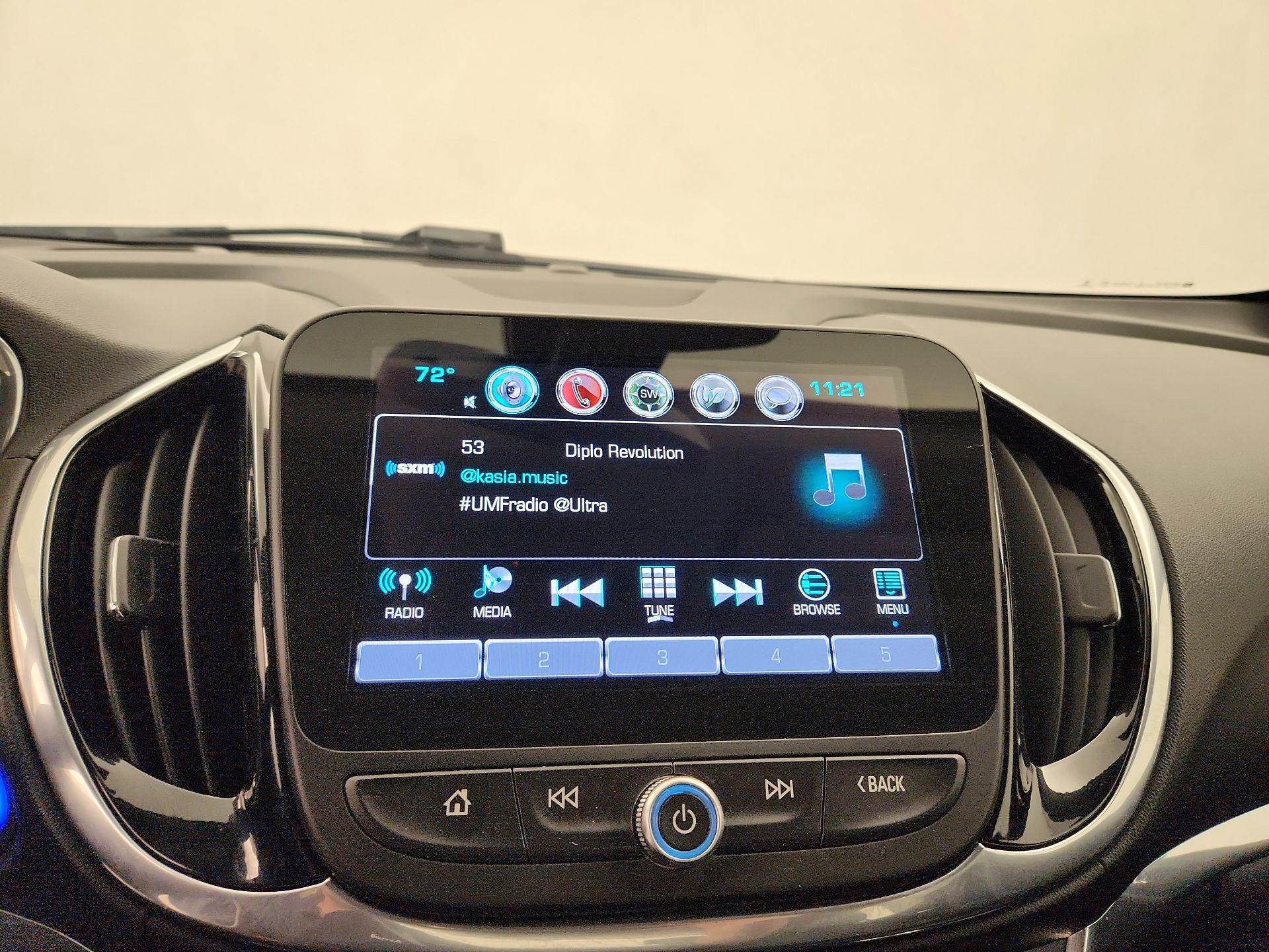 Thumbnail: 2017 Chevrolet Volt - 15