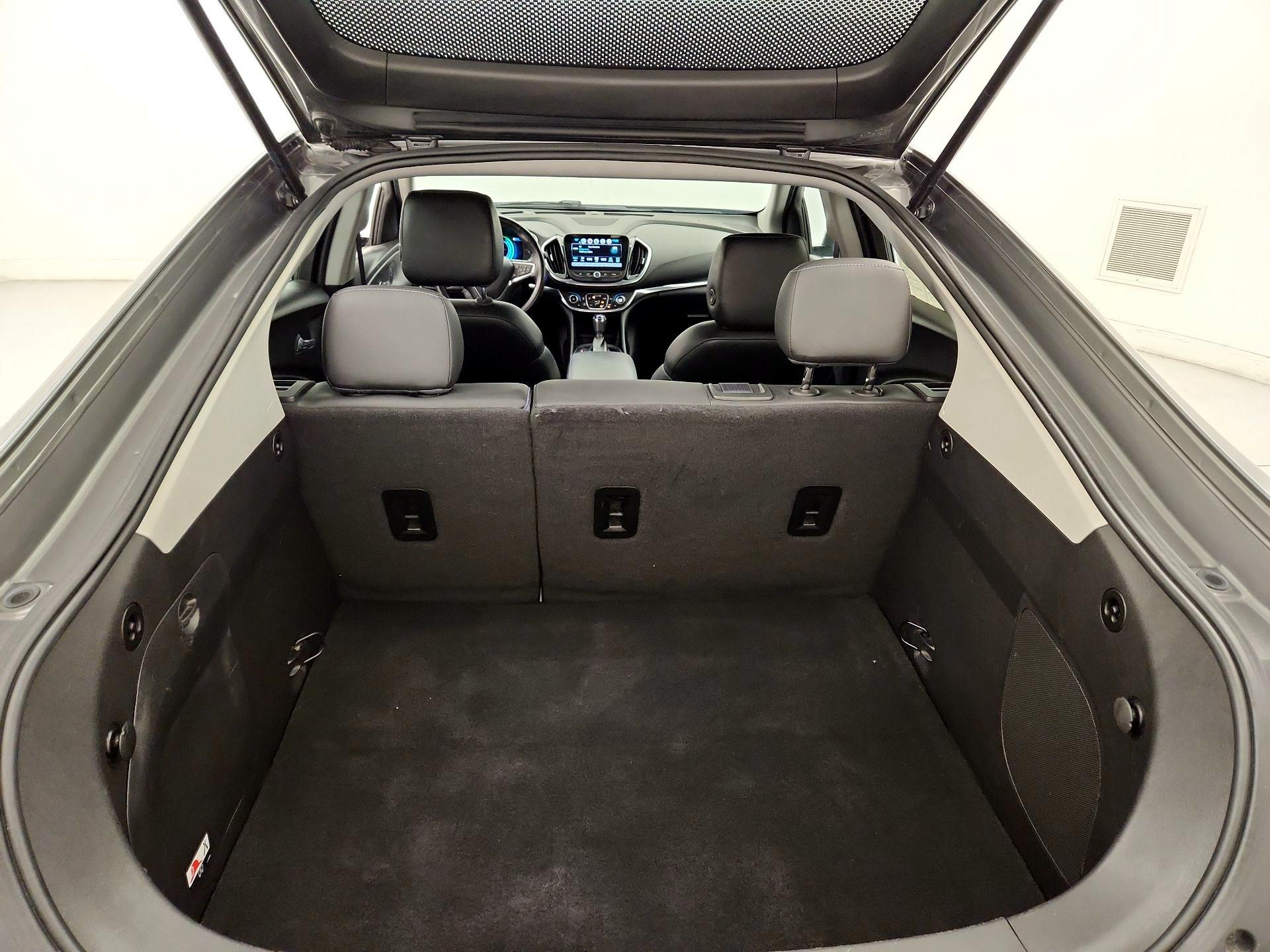 Thumbnail: 2017 Chevrolet Volt - 20