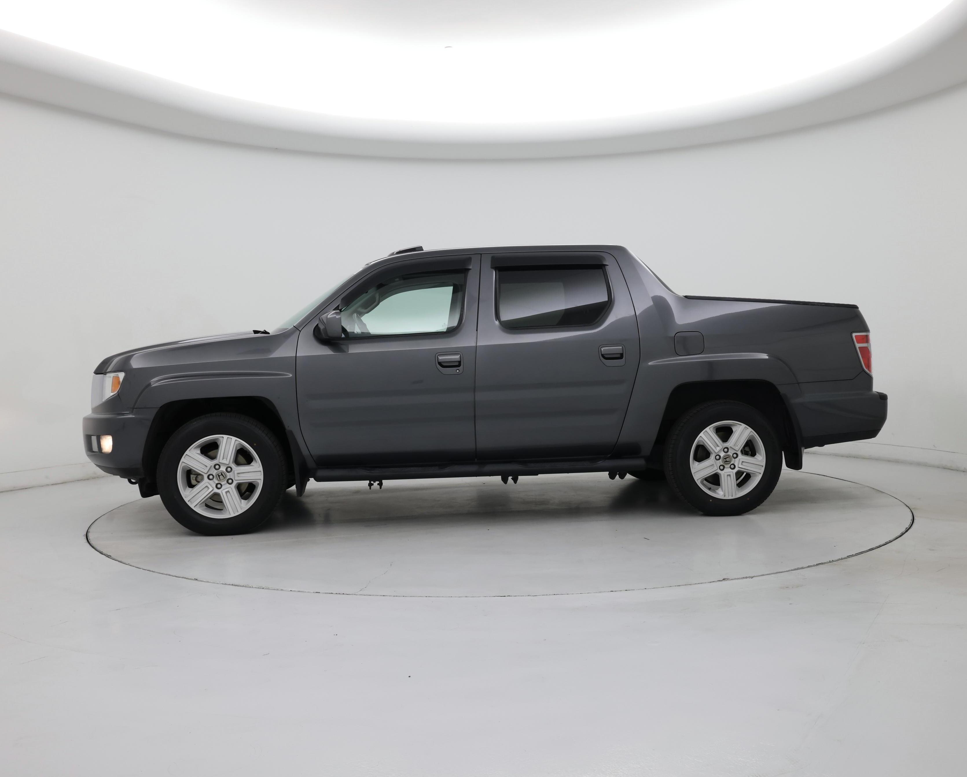 Thumbnail: 2013 Honda Ridgeline - 3
