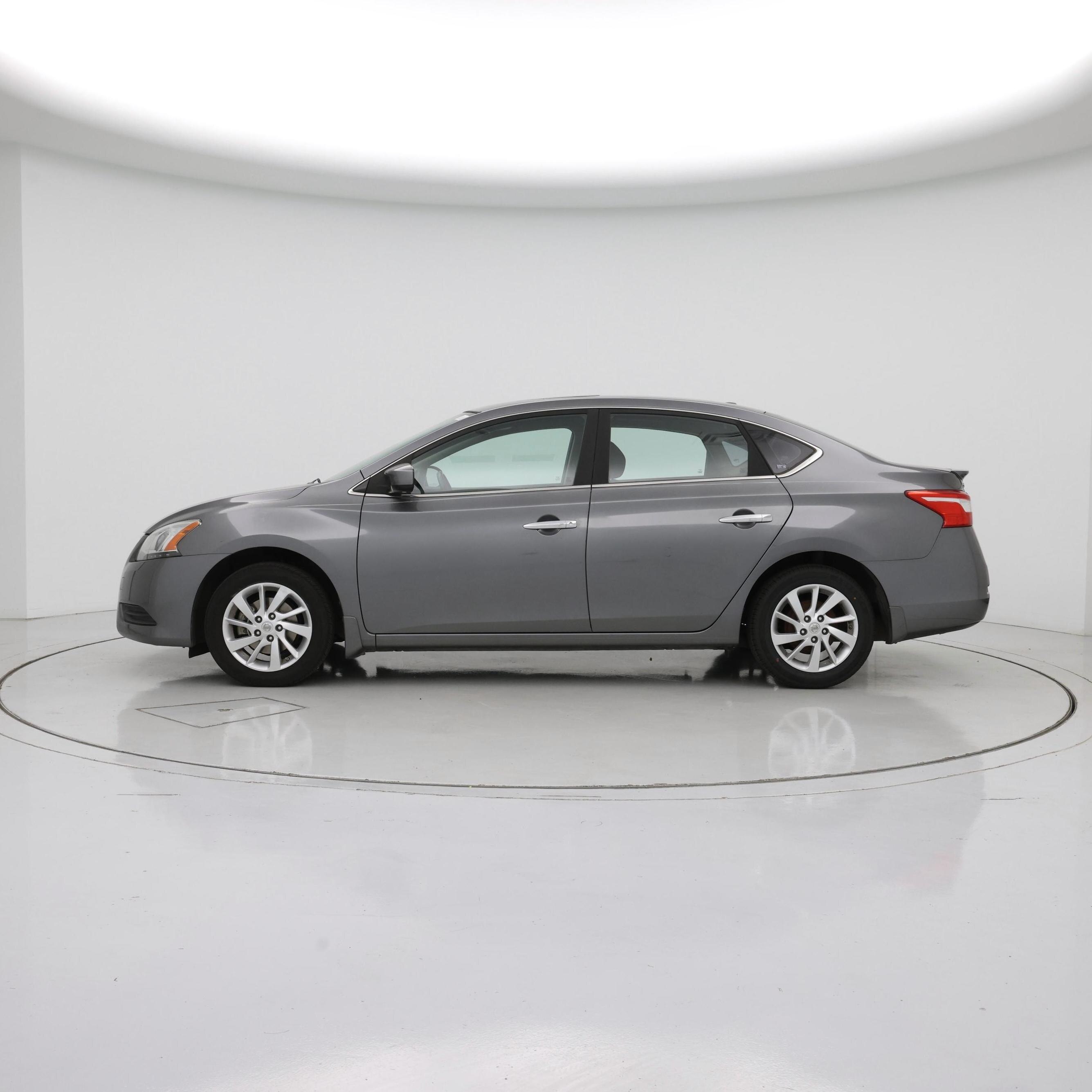 Thumbnail: 2015 Nissan Sentra - 3