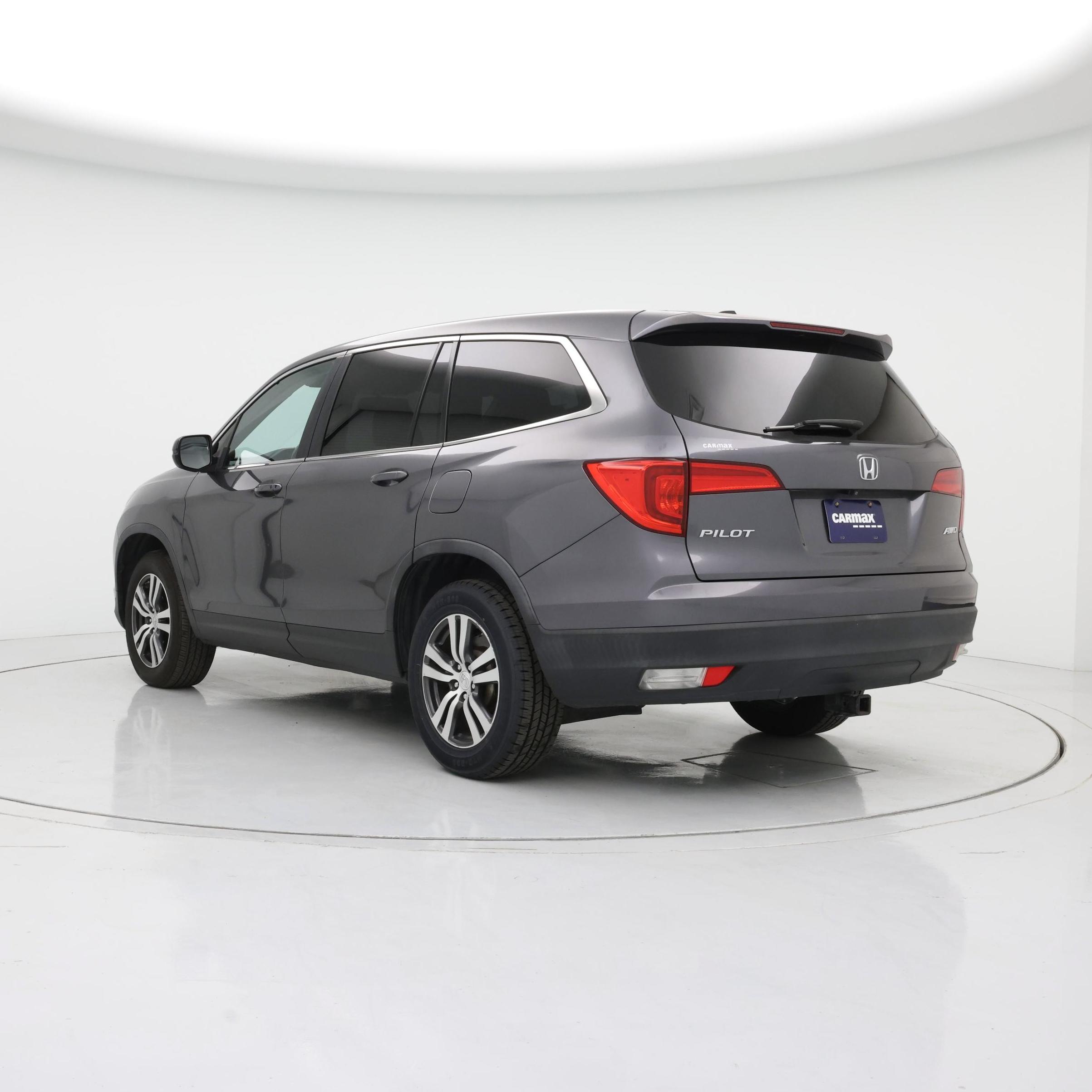 Thumbnail: 2017 Honda Pilot - 2